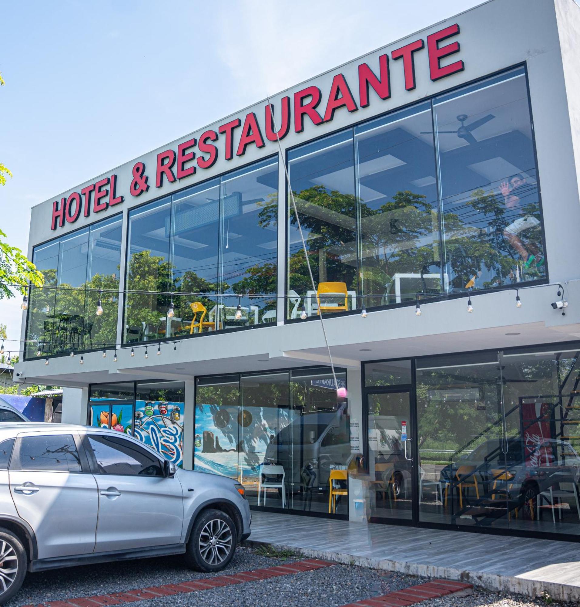 Mi Tierra Hotel Y Restaurante San Luis Екстер'єр фото